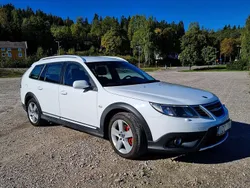 Vit Begagnad 2010 Saab 9-3X Kombi | 105 000 kr (Marknadspris)