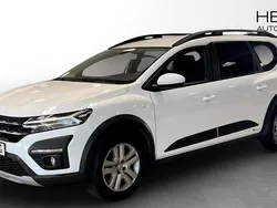 Vit (white) Begagnad 2022 Dacia Jogger Comfort Van | 179 900 kr