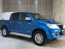 Mörkblå (blå) Begagnad 2015 Toyota HiLux Pickup | 249 900 kr (Dyr)