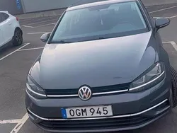 Grå Begagnad 2018 VW Golf VII Halvkombi | 158 000 kr (Marknadspris)