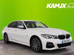 Vit Begagnad 2022 BMW 330e Sedan | 354 800 kr (Marknadspris)