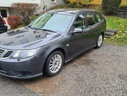 Grå Begagnad 2011 Saab 9-3 Kombi | 54 900 kr (Marknadspris)