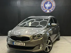 Grå Begagnad 2015 Kia Carens Minibuss | 99 800 kr (Marknadspris)
