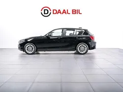 Svart Begagnad 2016 BMW 118 Advantage Halvkombi | 124 700 kr (Bra pris)