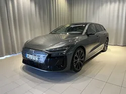 Daytonagrå pärleffekt Begagnad 2025 Audi A6 e-tron Performance Kombi | 939 900 kr (Marknadspris)
