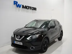 Svart Begagnad 2015 Nissan Qashqai 360º SUV | 104 800 kr (Marknadspris)