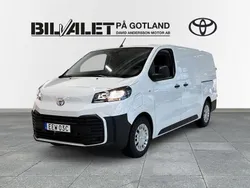 Vit Ny 2024 Toyota Proace Van | 579 000 kr (Dyr)