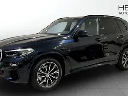 Svart (black) Begagnad 2021 BMW X5 M Sport SUV | 599 900 kr (Superpris)