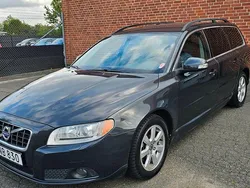 Grå Begagnad 2010 Volvo V70 Momentum Kombi | 74 900 kr (Dyr)