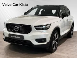 Vit Begagnad 2021 Volvo XC40 R-Design SUV | 374 900 kr (Marknadspris)