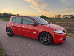 Röd Begagnad 2006 Renault Mégane II R.S. Halvkombi | 139 000 kr