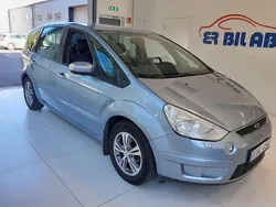 Ljusblå (blå) Begagnad 2006 Ford S-MAX S Minibuss | 39 900 kr (Dyr)
