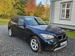 Blå Begagnad 2013 BMW X1 SUV | 99 900 kr (Marknadspris)