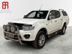 Vit Begagnad 2015 Mitsubishi L200 Pickup | 219 900 kr (Lite dyr)