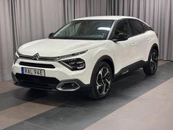 Vit Begagnad 2023 Citroën C4 Shine Halvkombi | 219 900 kr (Marknadspris)