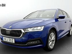 Blå Begagnad 2024 Skoda Octavia Style Kombi | 314 900 kr (Marknadspris)