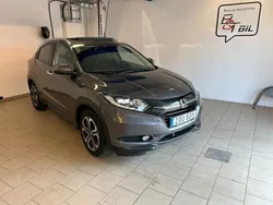 Ljusgrå Begagnad 2017 Honda HR-V Executive SUV | 214 900 kr (Marknadspris)