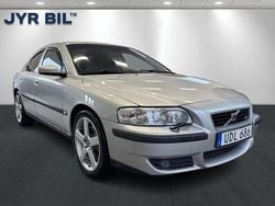 Silver Begagnad 2003 Volvo S60 Sedan | 134 900 kr