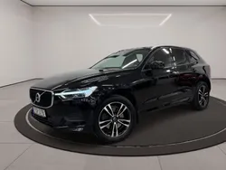 Svart Begagnad 2020 Volvo XC60 Momentum SUV | 339 900 kr (Marknadspris)