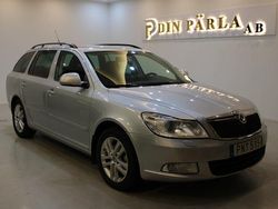 Silver Begagnad 2013 Skoda Octavia Elegance Kombi | 59 900 kr (Bra pris)