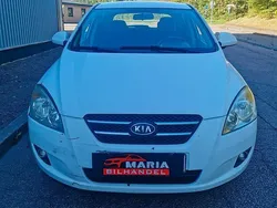 Vit Begagnad 2008 Kia Ceed 4 Halvkombi | 23 500 kr (Dyr)