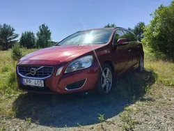 Röd Begagnad 2011 Volvo V60 Momentum Kombi | 79 000 kr (Lite dyr)