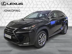 Svart Begagnad 2016 Lexus NX300h SUV | 229 000 kr (Marknadspris)