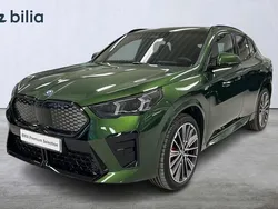 Grön Begagnad 2024 BMW iX2 Comfort Edition SUV | 639 900 kr (Lite dyr)