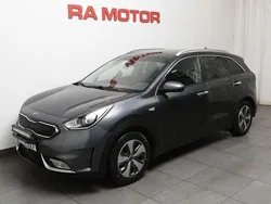 Grå Begagnad 2016 Kia Niro SUV | 138 800 kr (Marknadspris)