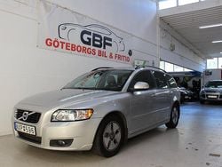 Ljusgrå Begagnad 2010 Volvo V50 Momentum Kombi | 84 900 kr (Lite dyr)