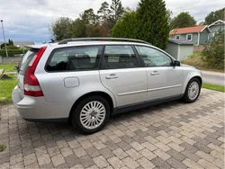 Begagnad 2005 Volvo V50 Momentum Kombi | 32 500 kr (Marknadspris)