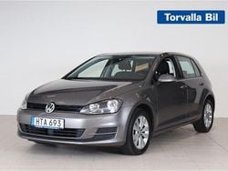 Grå Begagnad 2015 VW Golf VII Halvkombi | 129 900 kr (Marknadspris)