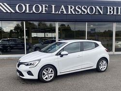 Vit Begagnad 2021 Renault Clio V Zen Halvkombi | 159 500 kr (Marknadspris)