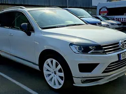 Vit Begagnad 2016 VW Touareg SUV | 200 000 kr (Bra pris)