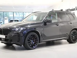 Svart Begagnad 2023 BMW X5 M Sport SUV | 959 000 kr (Dyr)