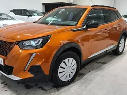 Orange Begagnad 2022 Peugeot e-2008 Allure SUV | 239 500 kr (Lite dyr)
