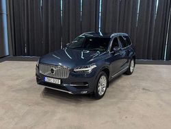 Mörkblå Begagnad 2017 Volvo XC90 Inscription SUV | 419 900 kr (Marknadspris)
