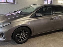 Brun Begagnad 2014 Toyota Auris Touring Sports Edition Kombi | 74 900 kr (Bra pris)