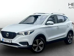 Begagnad 2022 MG ZS Luxury Sedan | 149 900 kr (Superpris)
