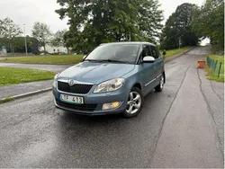 Grå Begagnad 2011 Skoda Fabia Elegance Halvkombi | 44 900 kr (Marknadspris)