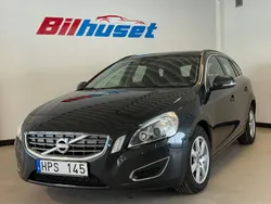 Grå Begagnad 2012 Volvo V60 Momentum Kombi | 99 900 kr (Bra pris)