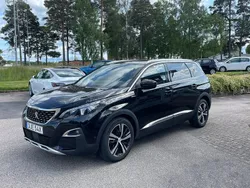 Svart Begagnad 2020 Peugeot 5008 Minibuss | 199 900 kr (Marknadspris)
