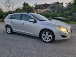 Grå Begagnad 2013 Volvo V60 Momentum Kombi | 89 000 kr (Lite dyr)