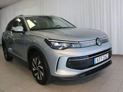 Silver Begagnad 2024 VW Tiguan Life SUV | 378 500 kr (Lite dyr)