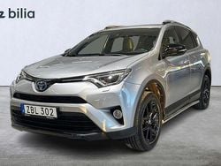 Silver Begagnad 2017 Toyota RAV4 Hybrid Edition SUV | 244 900 kr (Marknadspris)