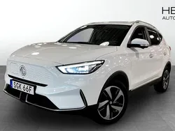 Vit (white) Begagnad 2022 MG ZS Luxury Sedan | 244 900 kr (Superpris)