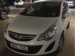 Vit Begagnad 2013 Opel Corsa Enjoy Halvkombi | 48 000 kr (Marknadspris)