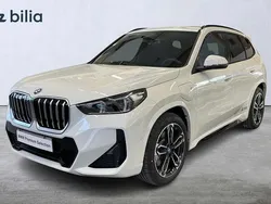 Vit Begagnad 2024 BMW X1 Comfort Edition SUV | 598 000 kr