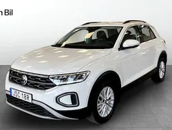 Vit Begagnad 2022 VW T-Roc Life SUV | 254 800 kr (Marknadspris)