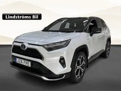 Vit Begagnad 2024 Toyota RAV4 Hybrid Style SUV | 594 000 kr (Dyr)